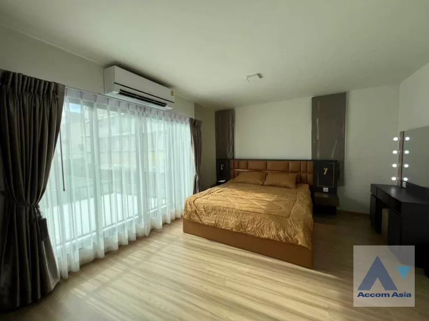 8  3 br Townhouse For Rent in Ratchadaphisek ,Bangkok MRT Sutthisan at The Connect UP 3 AA35835