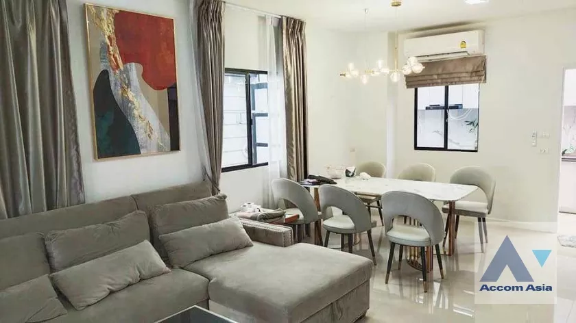 6  3 br Townhouse For Rent in Ratchadaphisek ,Bangkok MRT Sutthisan at The Connect UP 3 AA35835