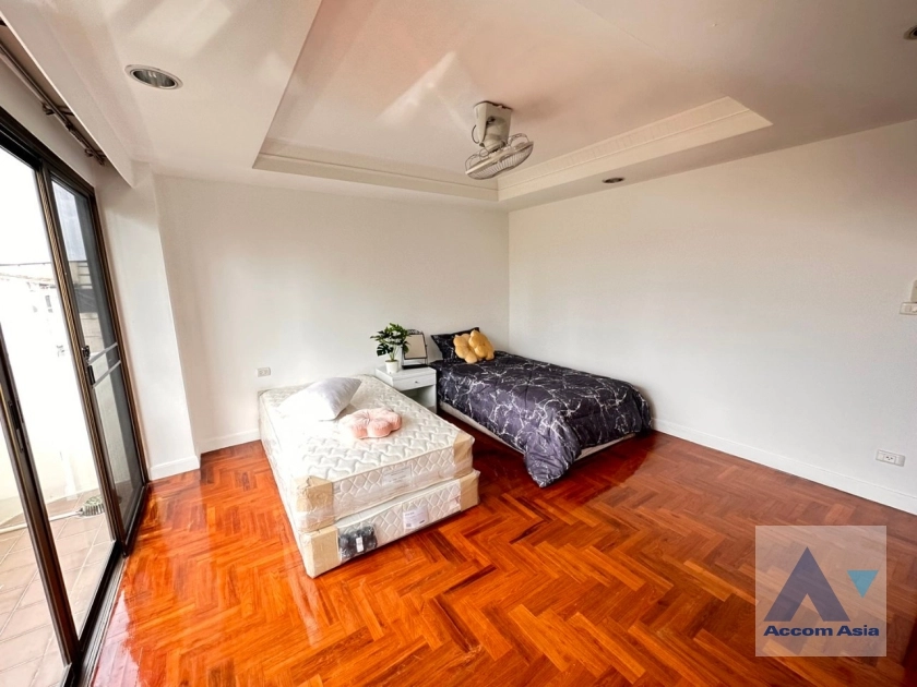14  5 br Townhouse For Rent in Sathorn ,Bangkok BTS Chong Nonsi - BTS Saint Louis at A Homely Place Residence AA35845