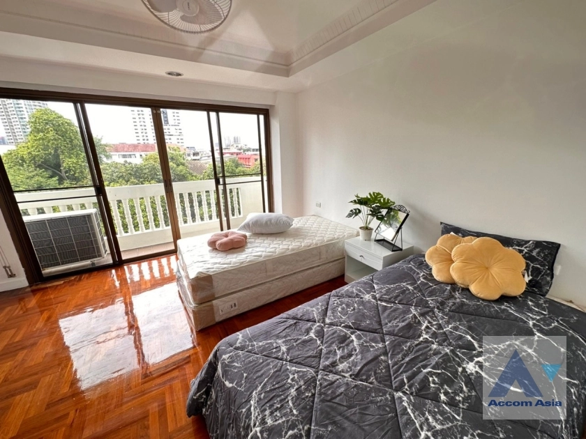 16  5 br Townhouse For Rent in Sathorn ,Bangkok BTS Chong Nonsi - BTS Saint Louis at A Homely Place Residence AA35845