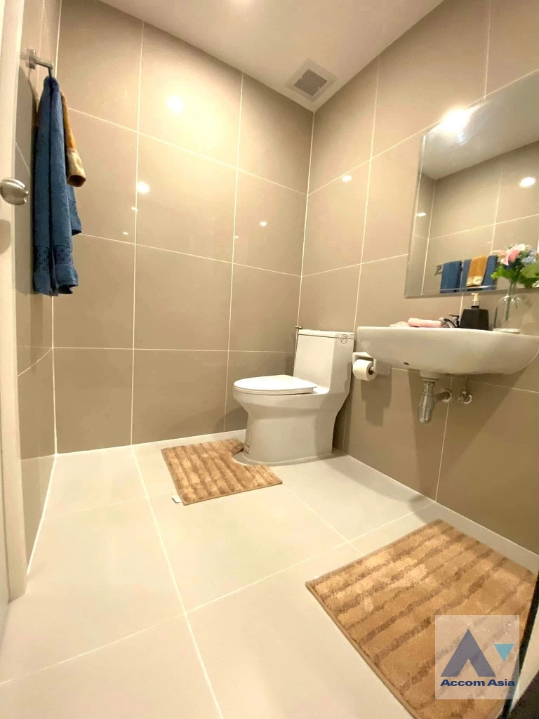 8  3 br House For Rent in Lat Phrao ,Bangkok ARL Hua Mak at Patio Srinakarin-Rama 9 AA35850