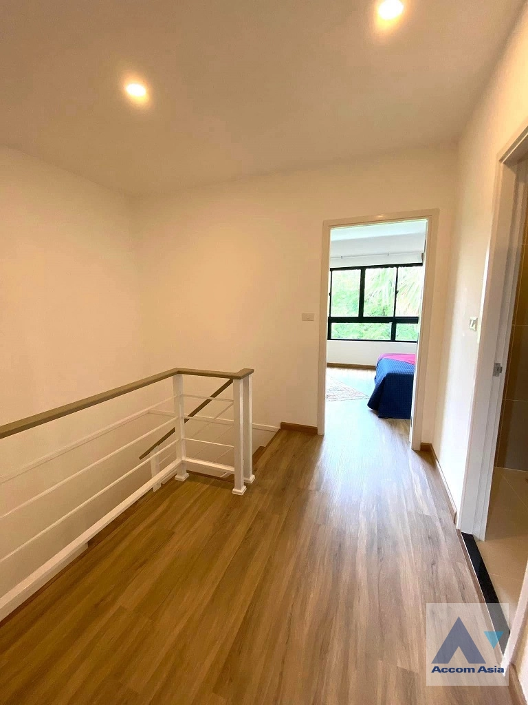 5  3 br House For Rent in Lat Phrao ,Bangkok ARL Hua Mak at Patio Srinakarin-Rama 9 AA35850