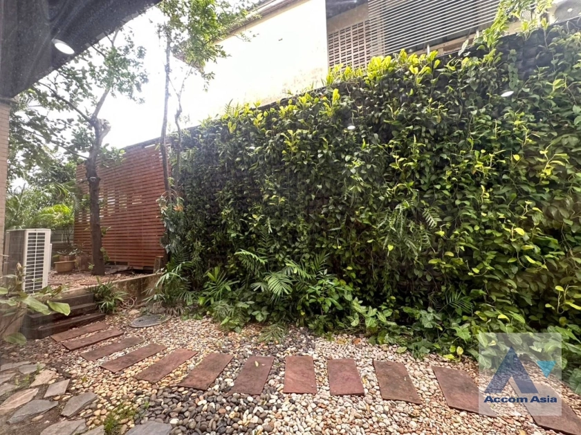 34  4 br House for rent and sale in New Phetchaburi ,Bangkok MRT Phetchaburi AA35870