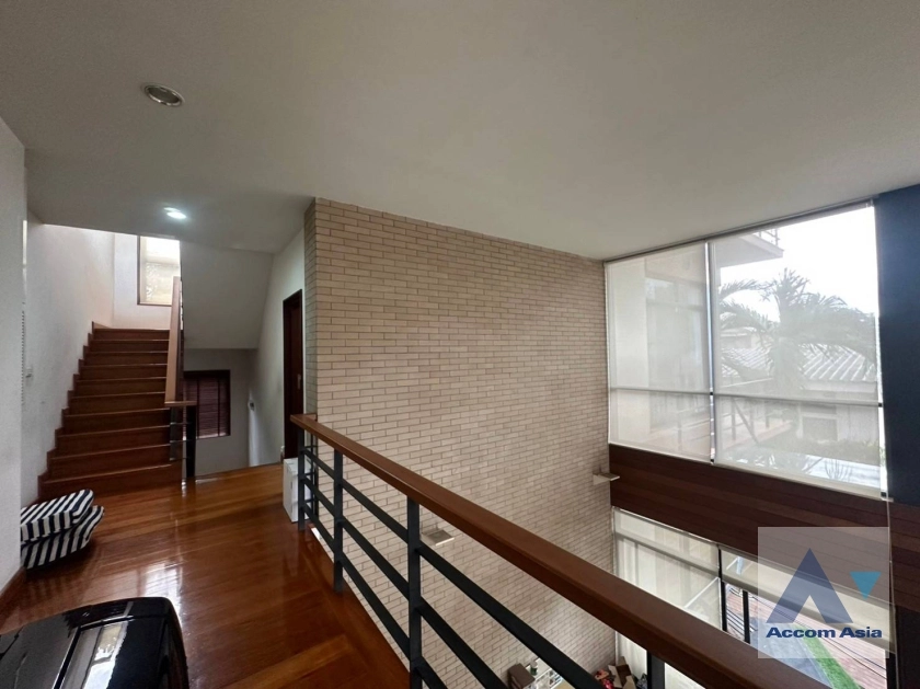 6  4 br House for rent and sale in New Phetchaburi ,Bangkok MRT Phetchaburi AA35870