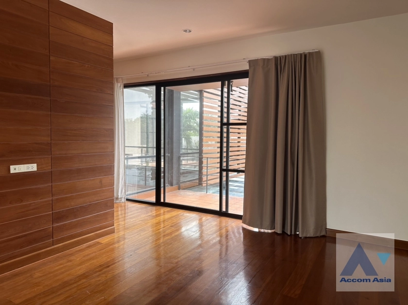 16  4 br House for rent and sale in New Phetchaburi ,Bangkok MRT Phetchaburi AA35870