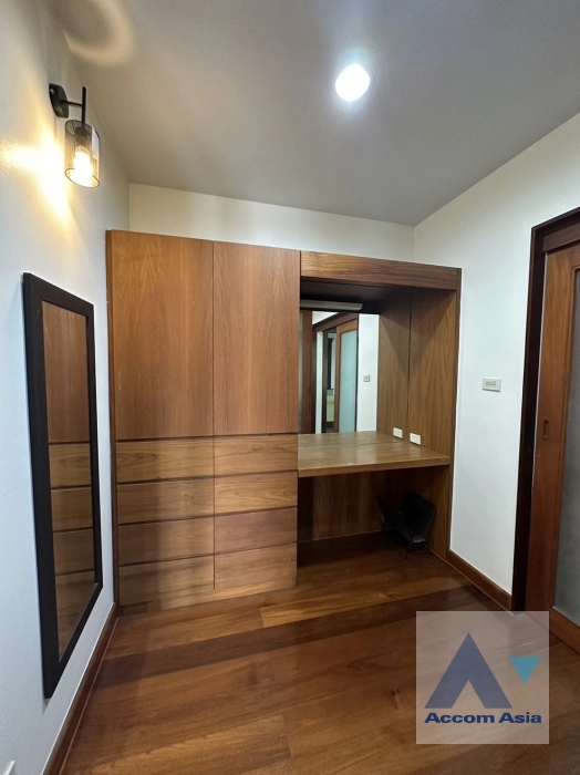 21  4 br House for rent and sale in New Phetchaburi ,Bangkok MRT Phetchaburi AA35870