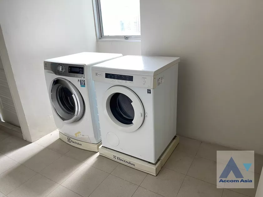 24  3 br Apartment For Rent in Sukhumvit ,Bangkok BTS Thong Lo at Comfort Residence in Thonglor AA35878