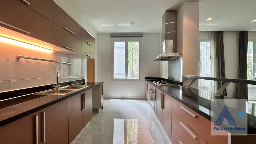 9  4 br Apartment For Rent in Sukhumvit ,Bangkok BTS Asok - MRT Sukhumvit at Privacy of Living AA35881