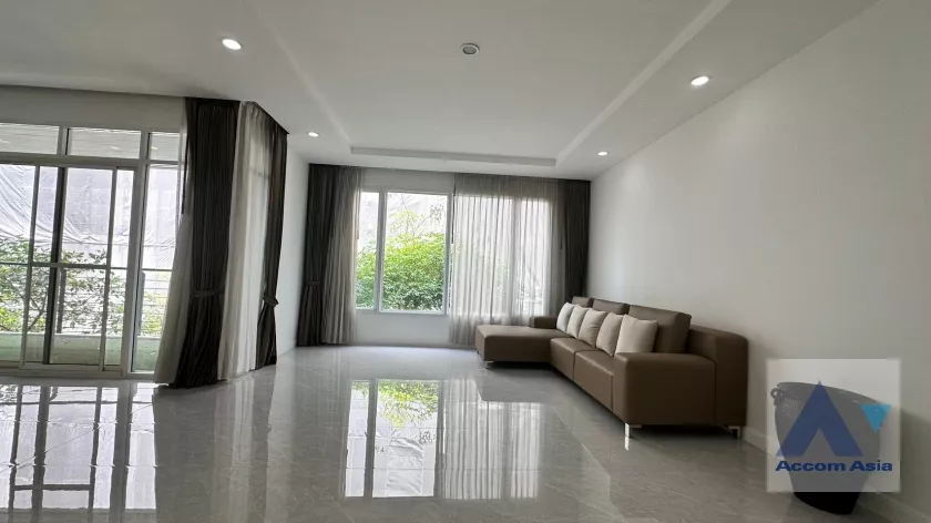 4  4 br Apartment For Rent in Sukhumvit ,Bangkok BTS Asok - MRT Sukhumvit at Privacy of Living AA35881