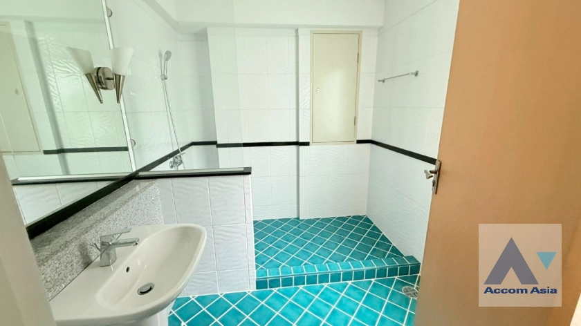 25  4 br Apartment for rent and sale in Sukhumvit ,Bangkok BTS Asok - MRT Sukhumvit at Privacy of Living AA35883