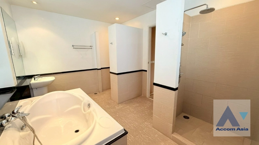 21  4 br Apartment for rent and sale in Sukhumvit ,Bangkok BTS Asok - MRT Sukhumvit at Privacy of Living AA35883