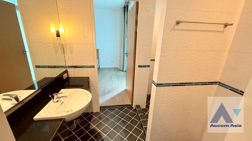 23  4 br Apartment for rent and sale in Sukhumvit ,Bangkok BTS Asok - MRT Sukhumvit at Privacy of Living AA35883