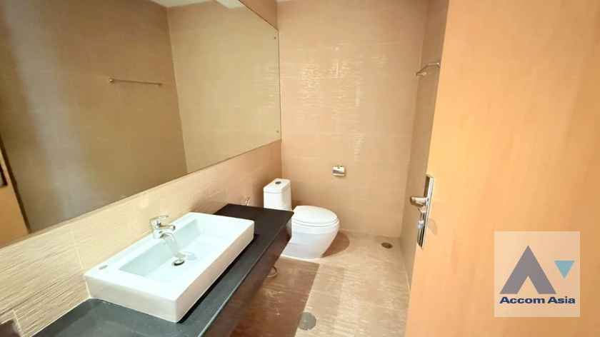 22  4 br Apartment for rent and sale in Sukhumvit ,Bangkok BTS Asok - MRT Sukhumvit at Privacy of Living AA35883