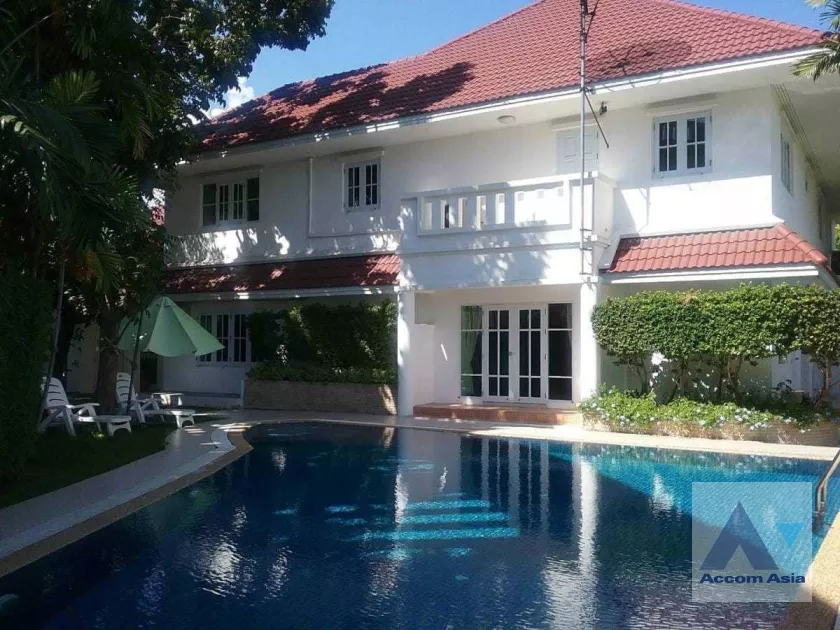  2  6 br House For Sale in  ,Samutprakan  at Exclusive House in compound AA35908