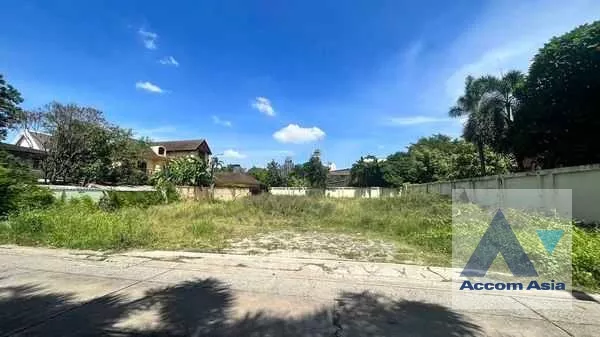  2  Land For Sale in Pattanakarn ,Bangkok BTS Phra khanong AA35909