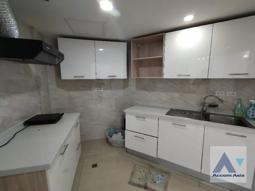  1  3 br Condominium for rent and sale in Sathorn ,Bangkok BRT Wat Dan at SV City Condominium AA35912