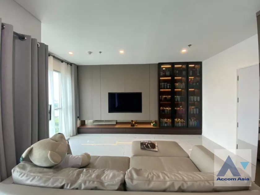  1  2 br Condominium For Sale in Sathorn ,Bangkok BRT Wat Dan at Lumpini Place Rama 3 Riverine AA35915