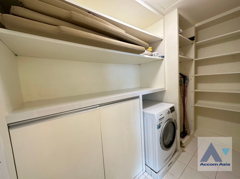 18  3 br Condominium For Rent in Ploenchit ,Bangkok BTS Chitlom at Langsuan Ville AA35919