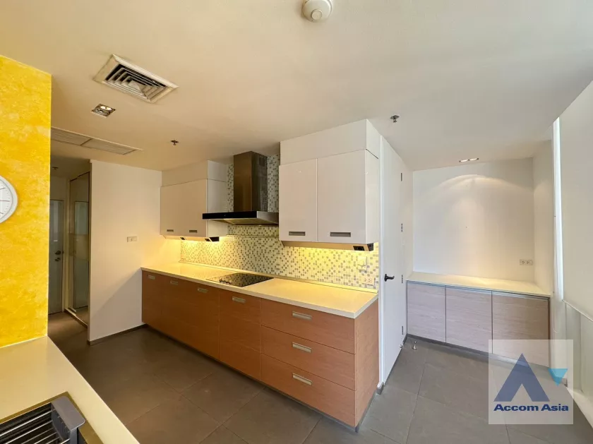 15  3 br Condominium For Rent in Ploenchit ,Bangkok BTS Chitlom at Langsuan Ville AA35919