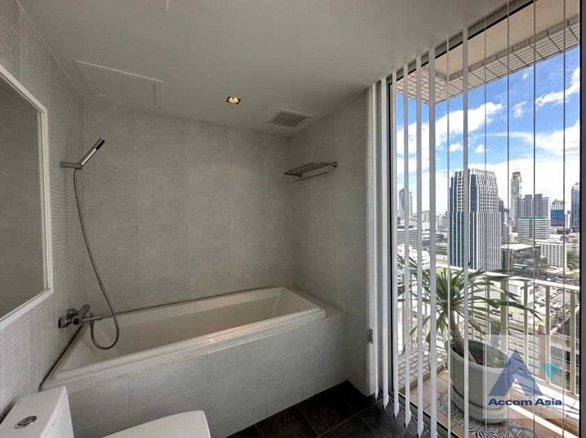 32  3 br Condominium For Rent in Ploenchit ,Bangkok BTS Chitlom at Langsuan Ville AA35919