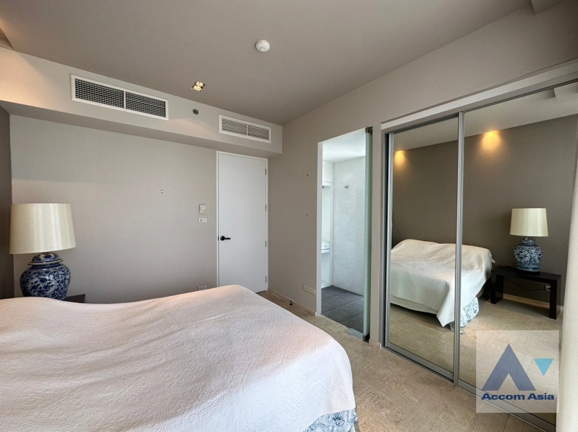 35  3 br Condominium For Rent in Ploenchit ,Bangkok BTS Chitlom at Langsuan Ville AA35919