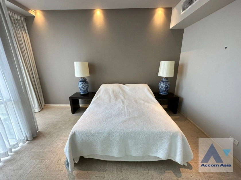 22  3 br Condominium For Rent in Ploenchit ,Bangkok BTS Chitlom at Langsuan Ville AA35919