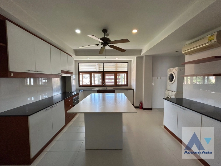 6  5 br Apartment For Rent in Sathorn ,Bangkok BTS Chong Nonsi - MRT Lumphini at Perfect Living In Bangkok AA35927
