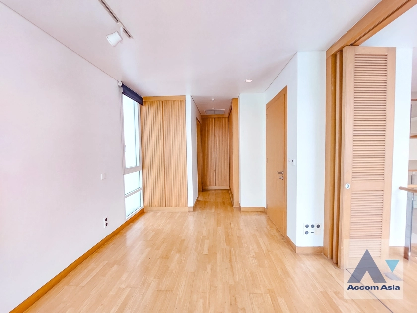 25  5 br House For Rent in Sathorn ,Bangkok BTS Chong Nonsi - MRT Khlong Toei at The Trees Sathorn AA35940