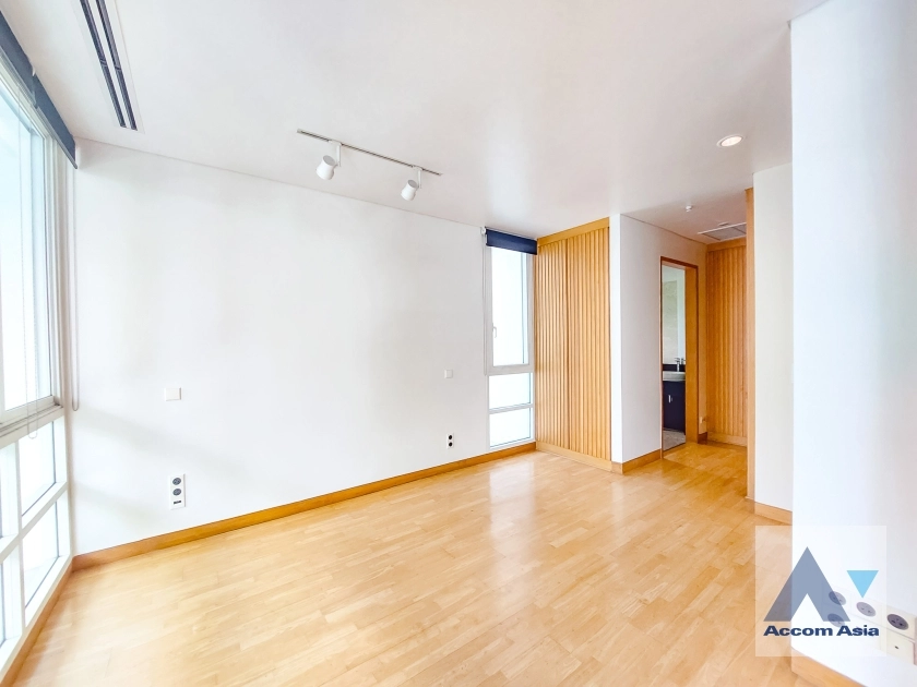 24  5 br House For Rent in Sathorn ,Bangkok BTS Chong Nonsi - MRT Khlong Toei at The Trees Sathorn AA35940