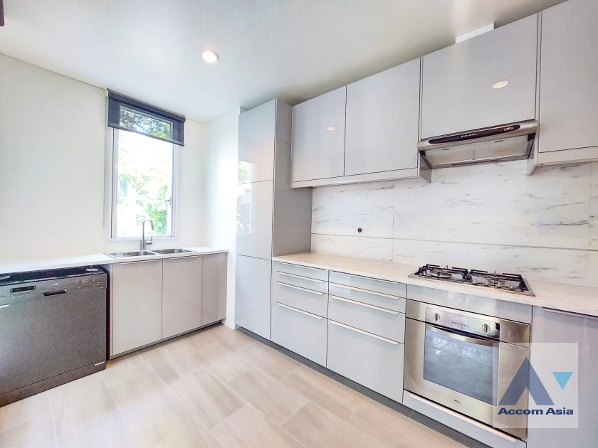 35  5 br House For Rent in Sathorn ,Bangkok BTS Chong Nonsi - MRT Khlong Toei at The Trees Sathorn AA35940