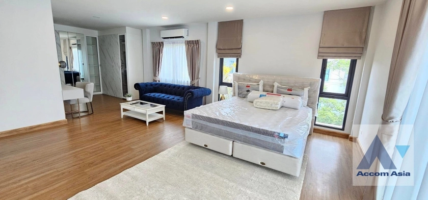 7  4 br House for rent and sale in Samutprakan ,Samutprakan  at Centro Bangna AA35962