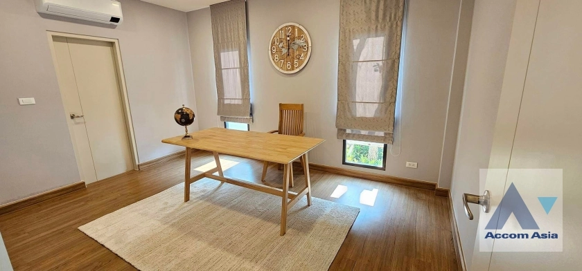 5  4 br House for rent and sale in Samutprakan ,Samutprakan  at Centro Bangna AA35962