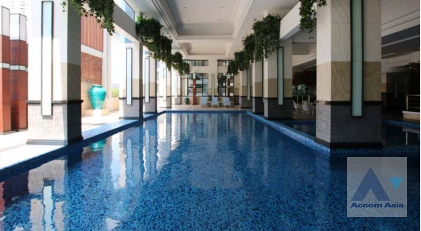 unit 3 Bedrooms  Apartment For Rent & Sale in Sukhumvit, Bangkok  near BTS Thong Lo (AA35966)