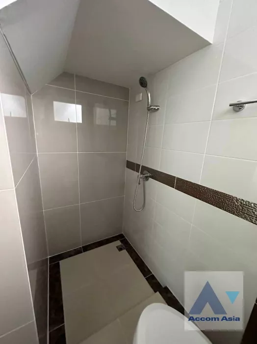 6  4 br House For Rent in Samutprakan ,  at Bangna 5 AA35969