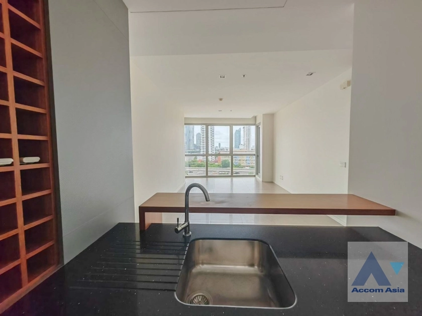 7  1 br Condominium For Sale in Charoen Nakhon ,Bangkok BTS Krung Thon Buri at The River Condominium AA35971