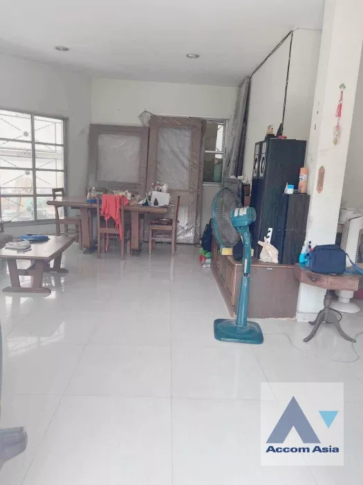 5  4 br House For Rent in Charoenkrung ,Bangkok  at Homey at Sathorn AA35973