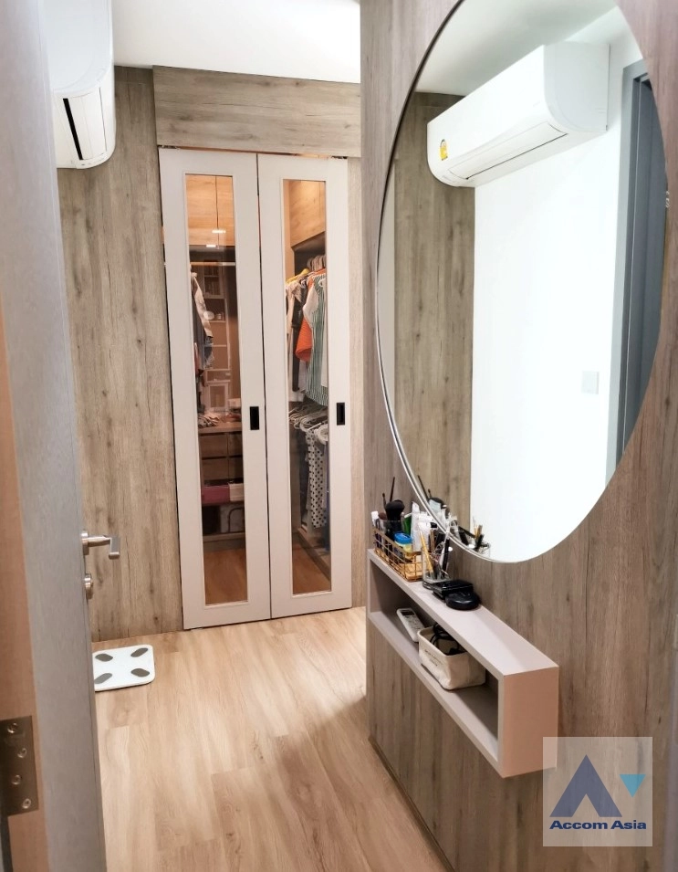 7  2 br Condominium For Sale in Sukhumvit ,Bangkok BTS Ekkamai at Taka Haus Ekkamai 12 AA35975