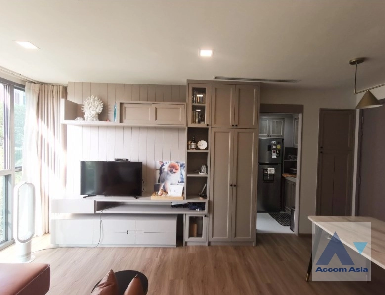 4  2 br Condominium For Sale in Sukhumvit ,Bangkok BTS Ekkamai at Taka Haus Ekkamai 12 AA35975