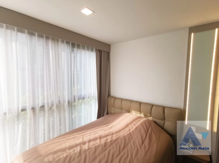 5  2 br Condominium For Sale in Sukhumvit ,Bangkok BTS Ekkamai at Taka Haus Ekkamai 12 AA35975
