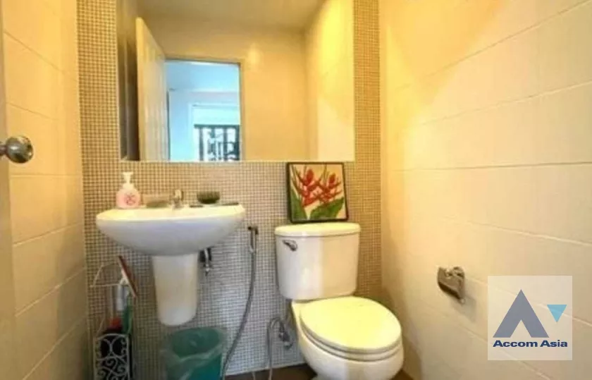 5  2 br Townhouse For Sale in Ratchadapisek ,Bangkok  at Home Park AA35990