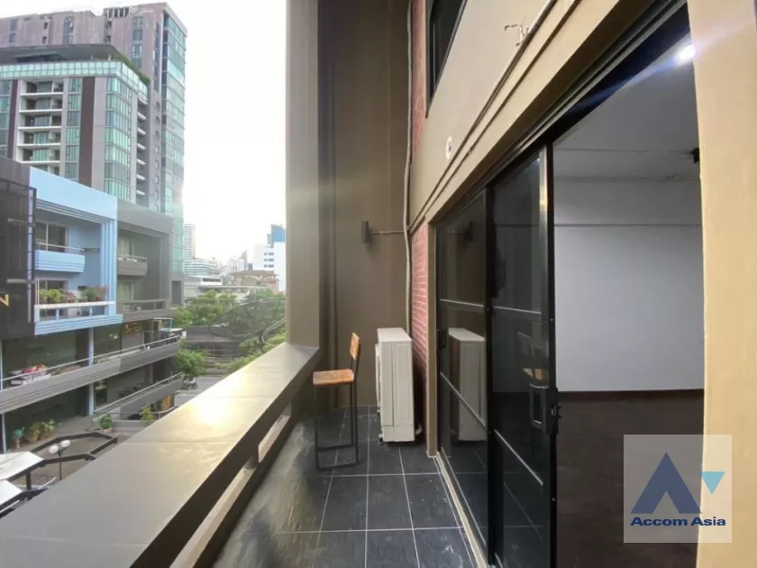  Park Avenue Townhouse  5 Bedroom for Rent BTS Ekkamai in Sukhumvit Bangkok