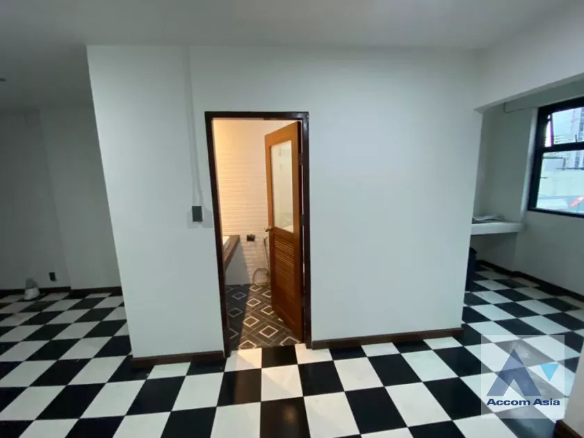 10  5 br Townhouse For Rent in Sukhumvit ,Bangkok BTS Ekkamai at Park Avenue AA35997