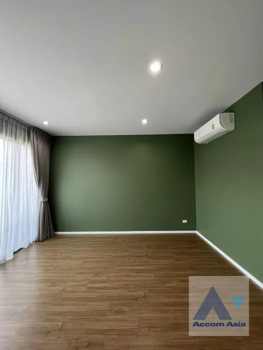 6  3 br Townhouse For Rent in Latkrabang ,Bangkok  at Newly modern style living place AA36002