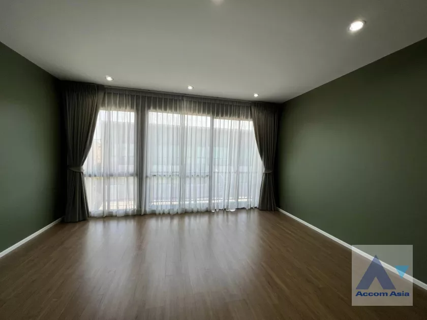 7  3 br Townhouse For Rent in Latkrabang ,Bangkok  at Newly modern style living place AA36002