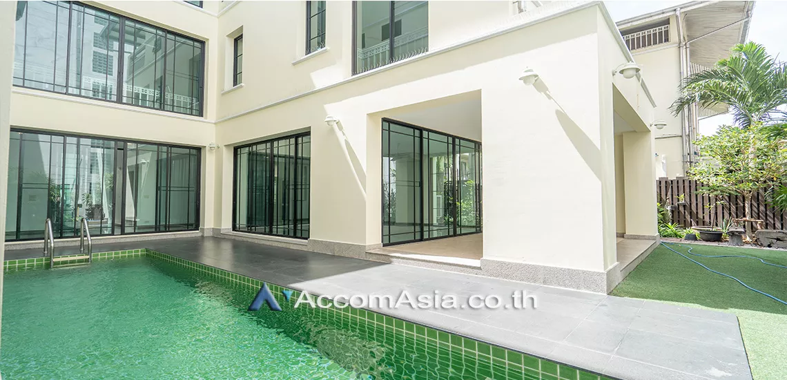 Private Swimming Pool |  5 Bedrooms  House For Rent in Sukhumvit, Bangkok  near BTS Thong Lo (65023)