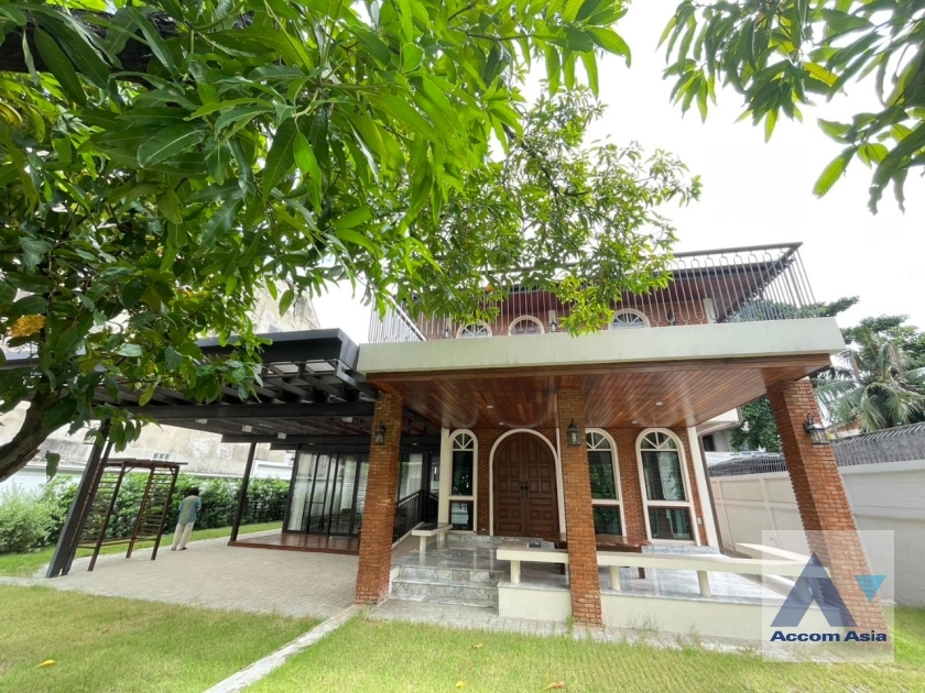  1  4 br House For Rent in Phaholyothin ,Bangkok BTS Victory Monument - ARL Makkasan AA36013