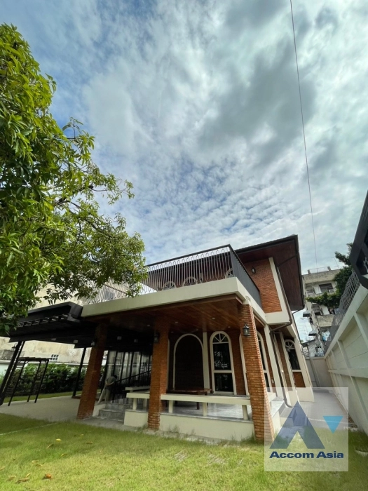 7  4 br House For Rent in Phaholyothin ,Bangkok BTS Victory Monument - ARL Makkasan AA36013