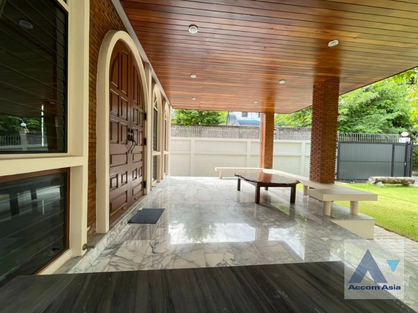 14  4 br House For Rent in Phaholyothin ,Bangkok BTS Victory Monument - ARL Makkasan AA36013