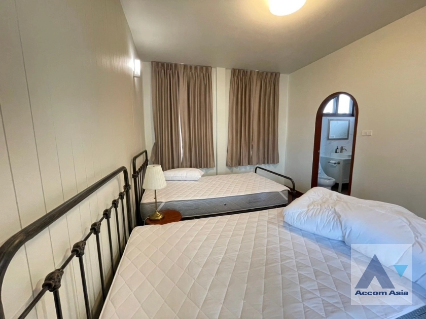 19  4 br House For Rent in Phaholyothin ,Bangkok BTS Victory Monument - ARL Makkasan AA36013