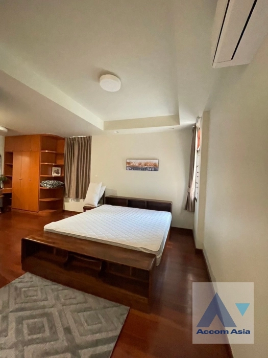 31  4 br House For Rent in Phaholyothin ,Bangkok BTS Victory Monument - ARL Makkasan AA36013